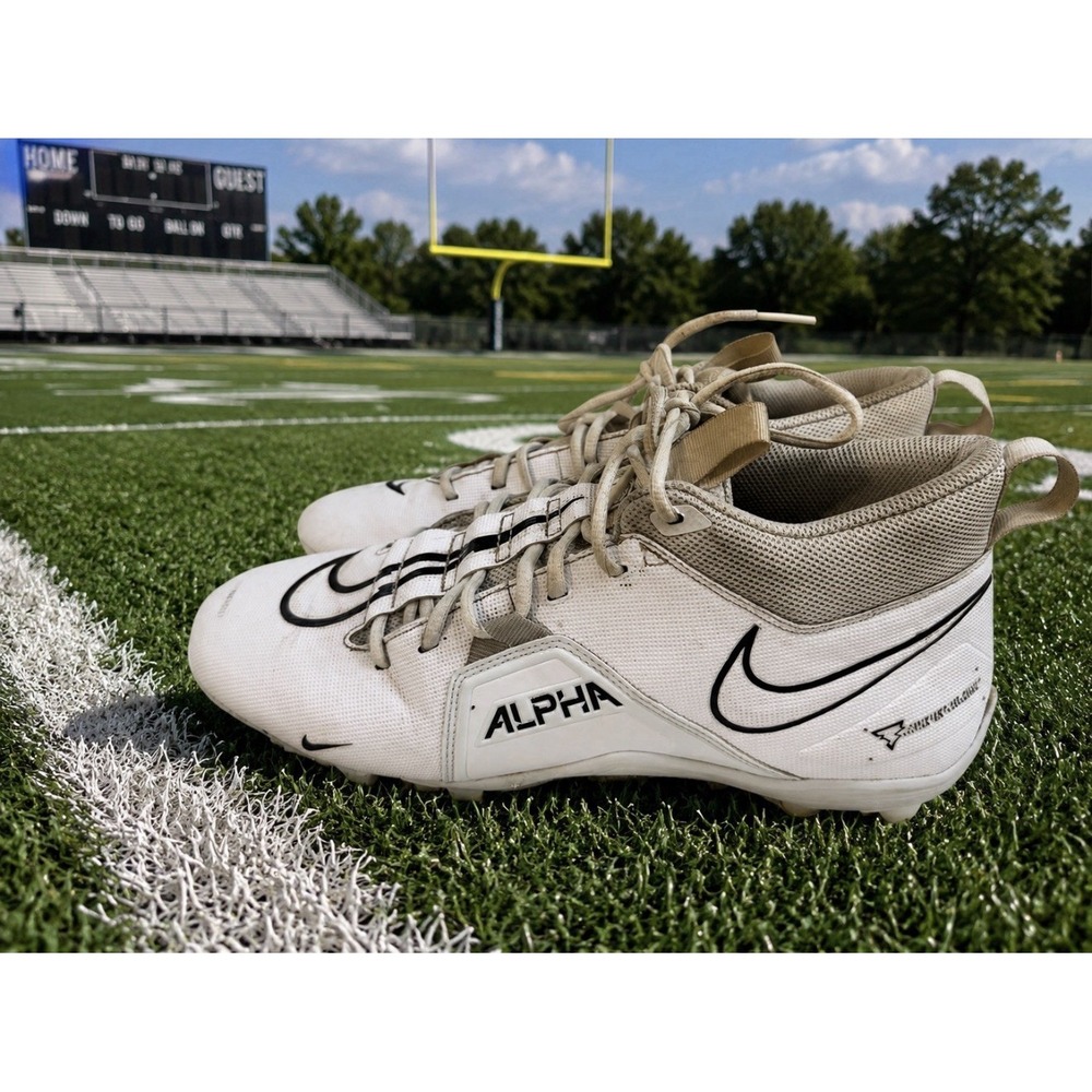 Nike Alpha White Football Cleats Men's Size 11.5